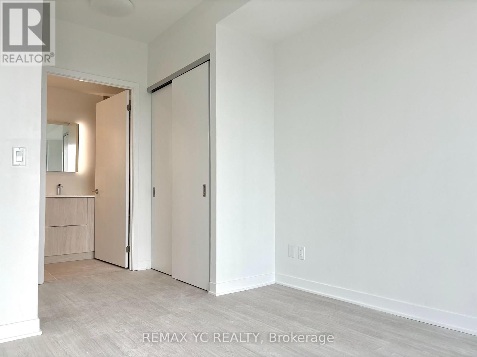 908 - 185 ALBERTA AVENUE Image 6