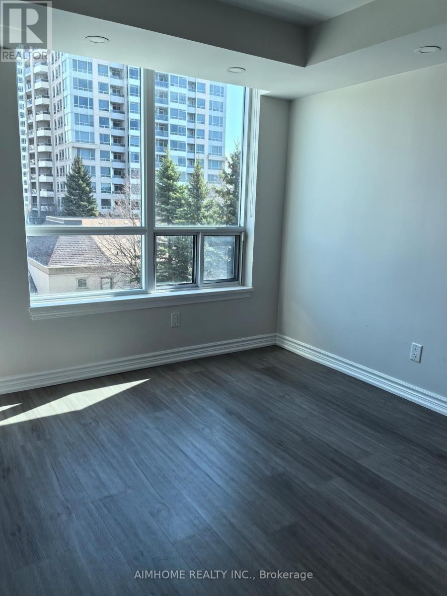 506 - 17 BARBERRY PLACE Image 13