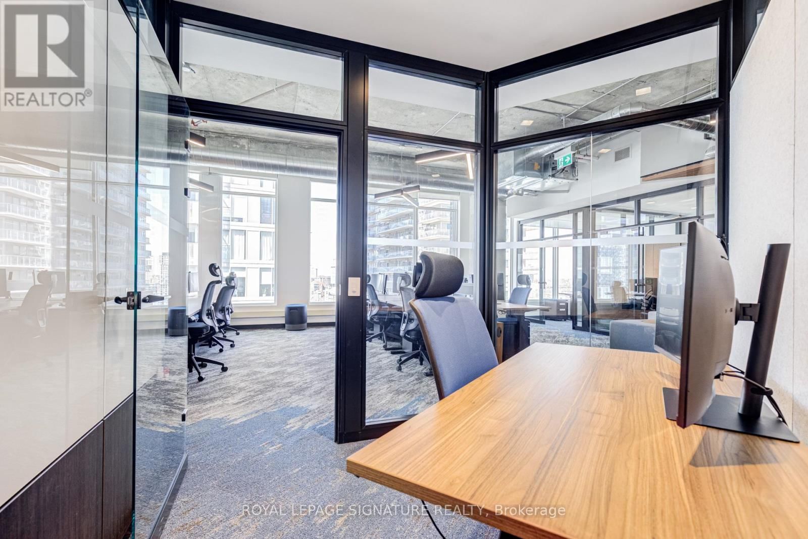 1300 - 130 QUEENS QUAY EAST Image 17