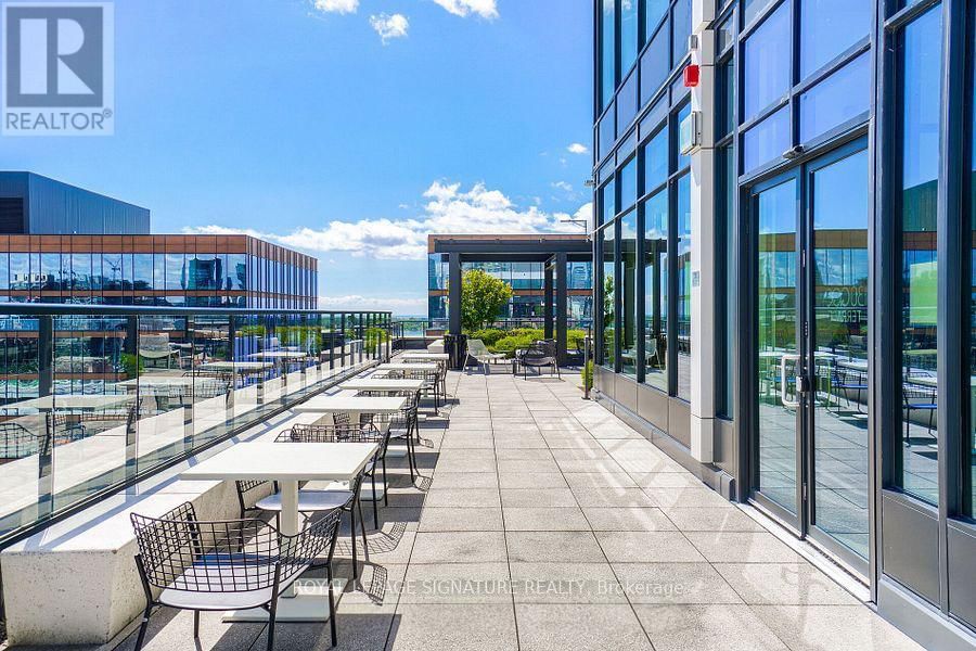 1300 - 130 QUEENS QUAY EAST Image 40