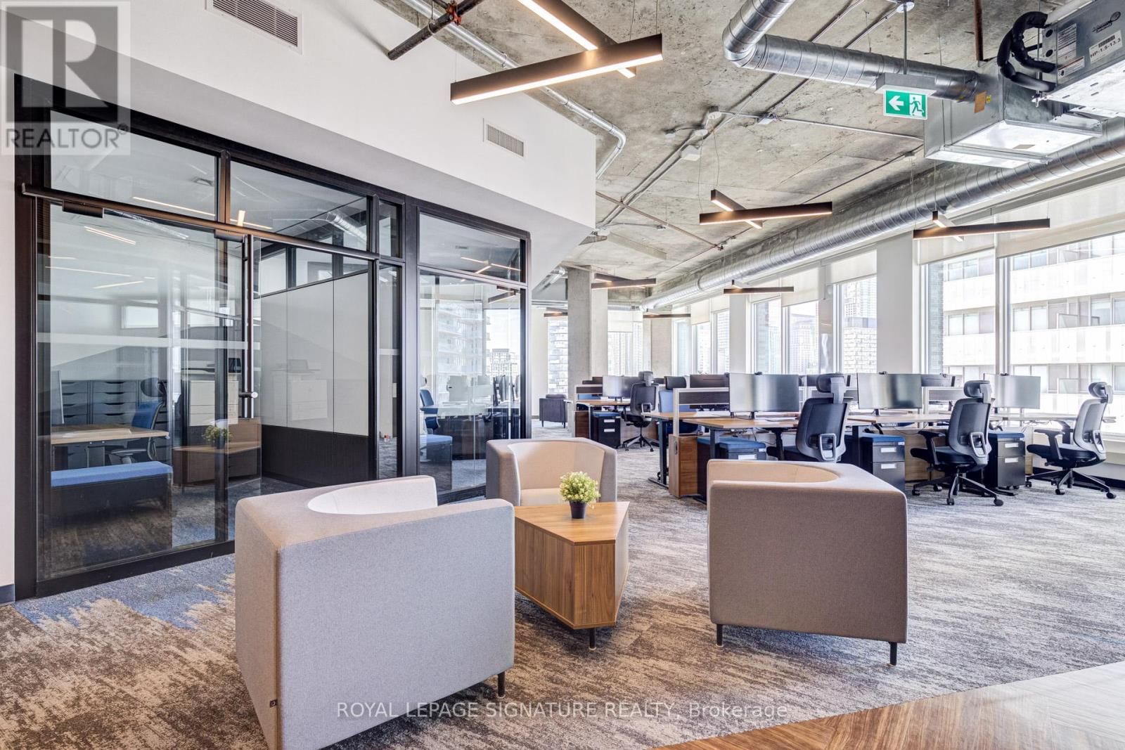 1300 - 130 QUEENS QUAY EAST Image 5