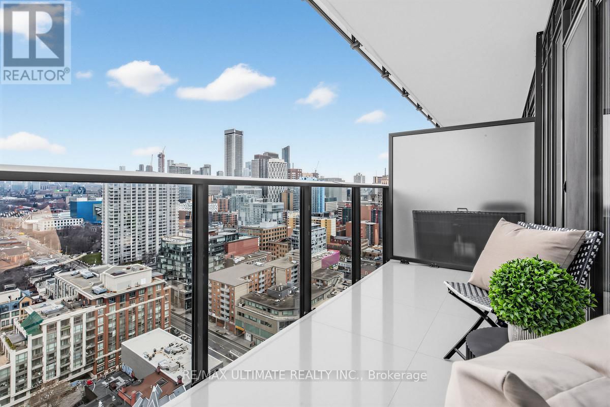 2508 - 330 RICHMOND STREET WEST Image 14