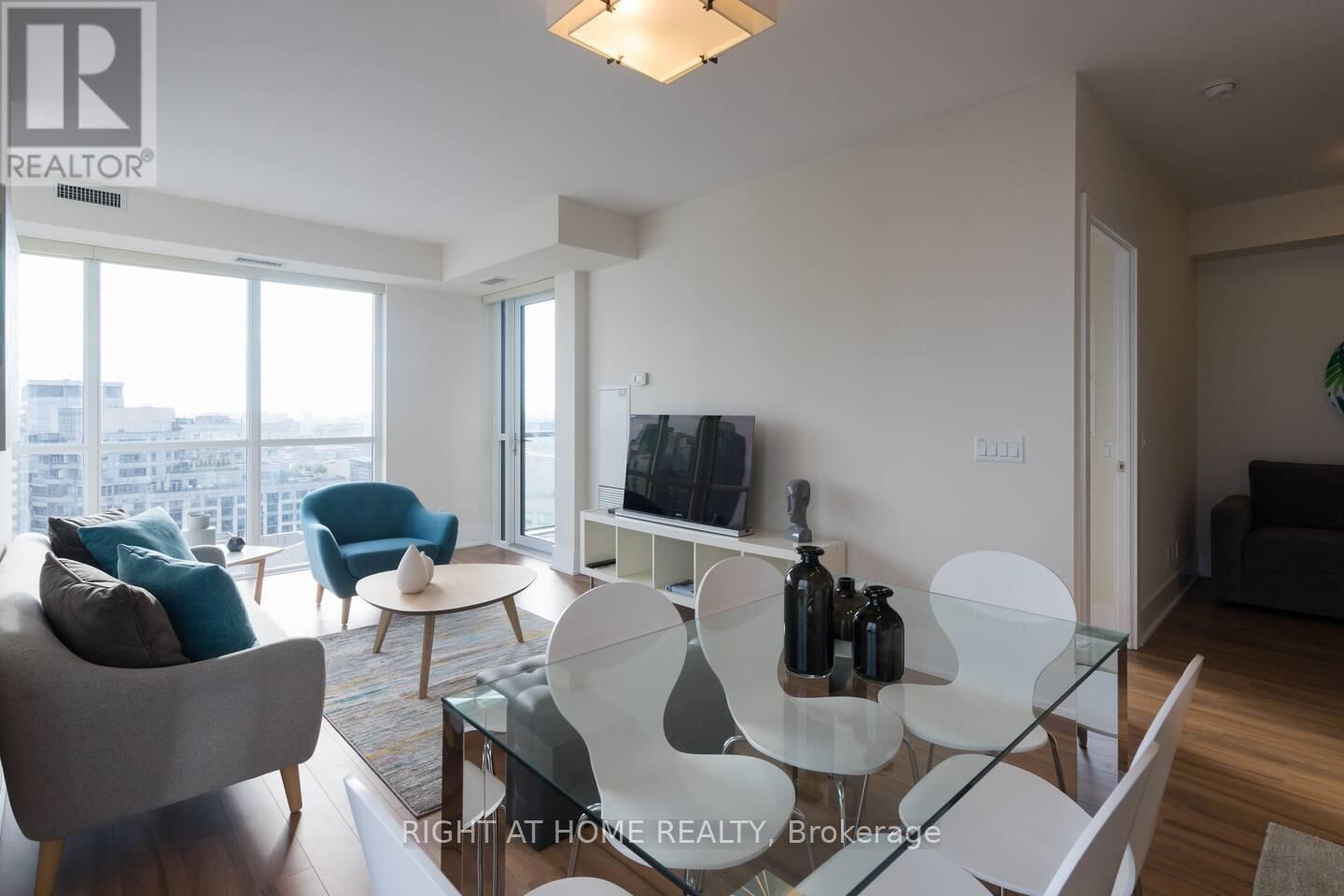 2512 - 300 FRONT STREET WEST Image 7