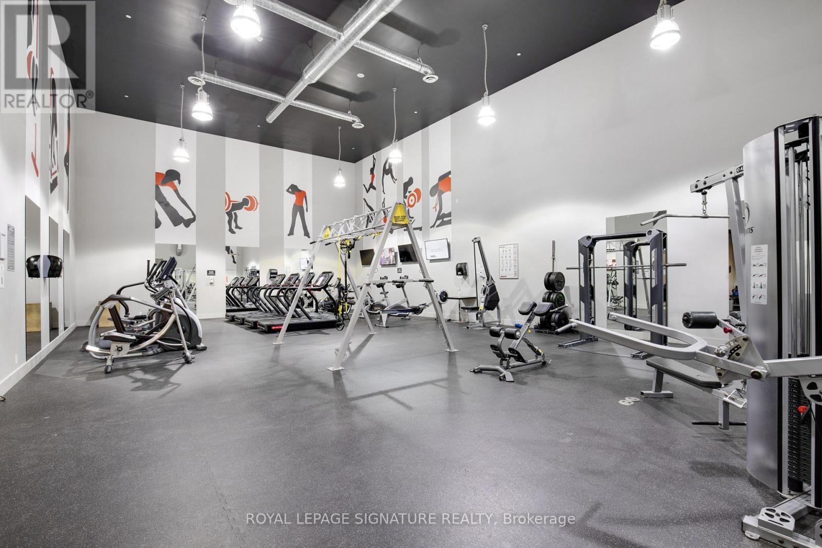 411 - 1030 KING STREET WEST Image 35