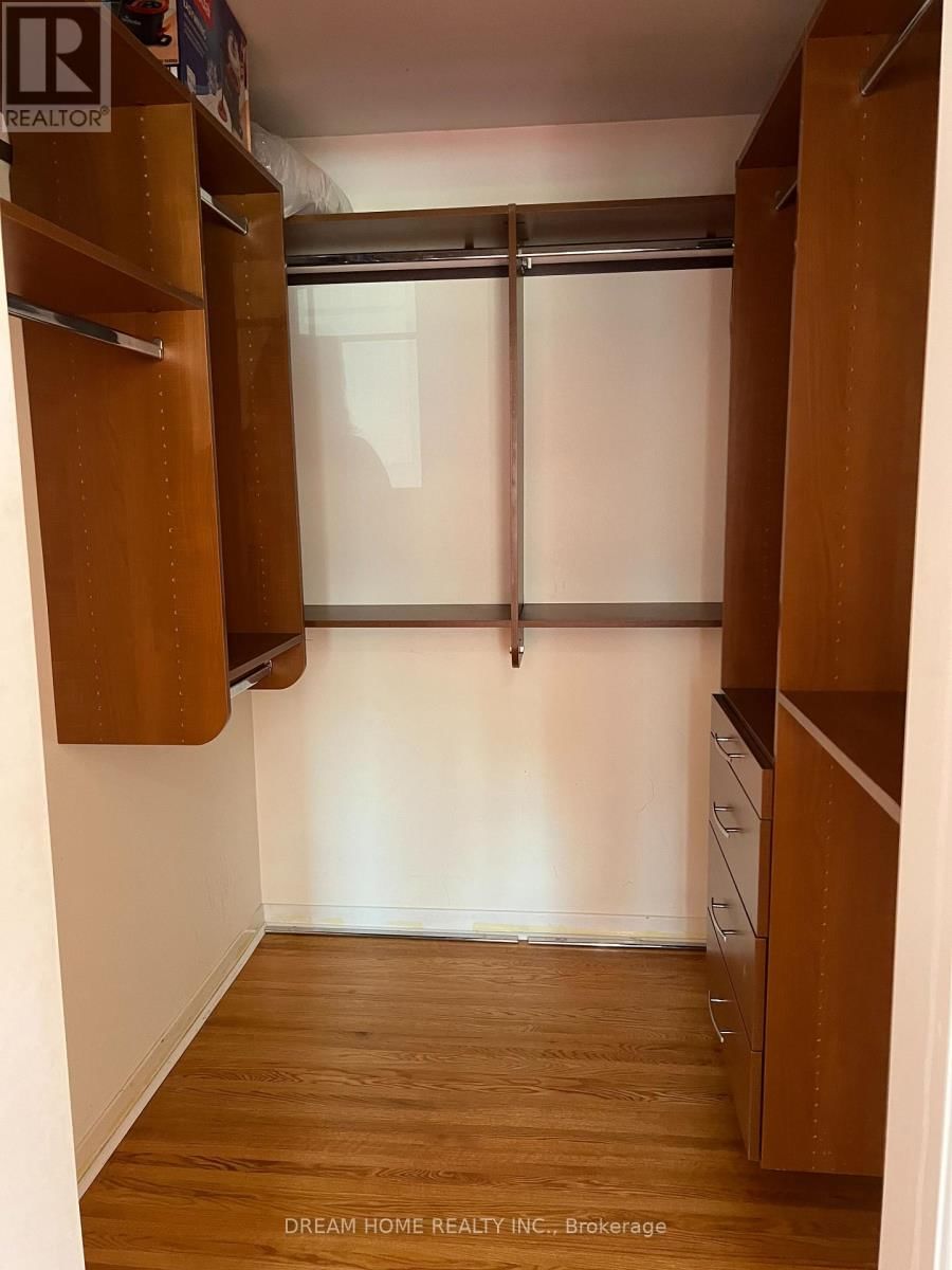 25 TOLLERTON AVENUE Image 3