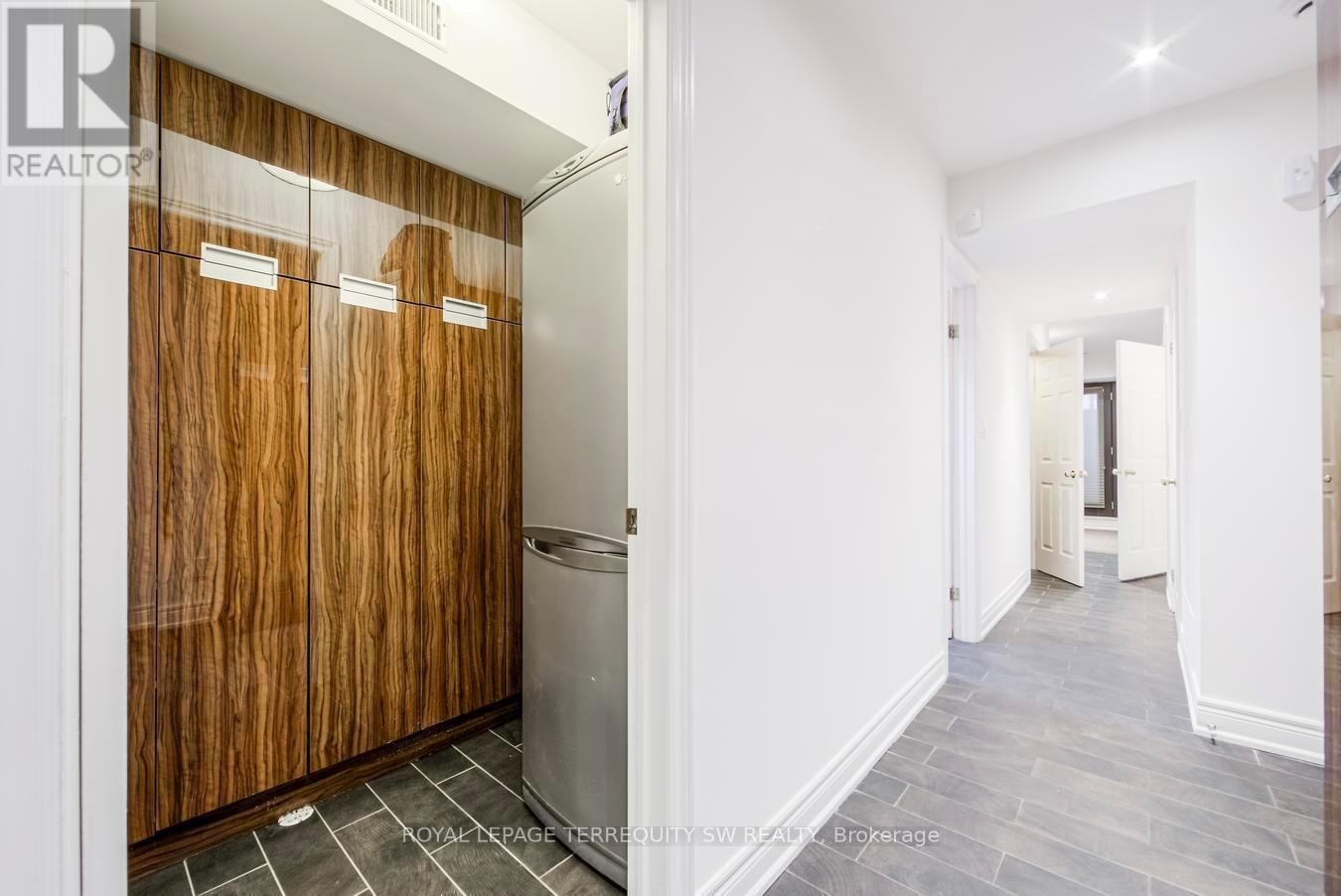 190 BEDFORD ROAD Image 43