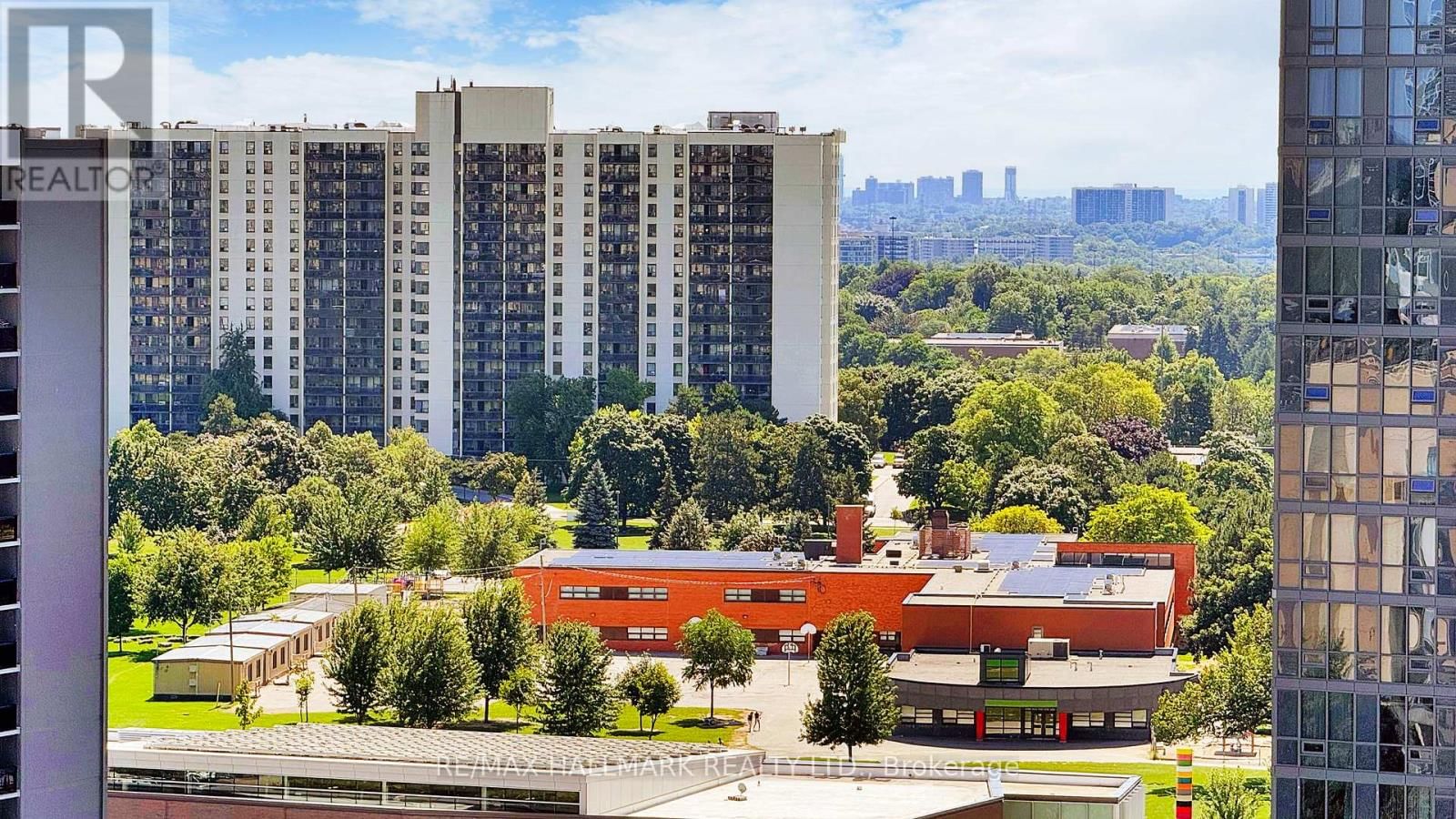 1402 - 70 FOREST MANOR ROAD Image 34