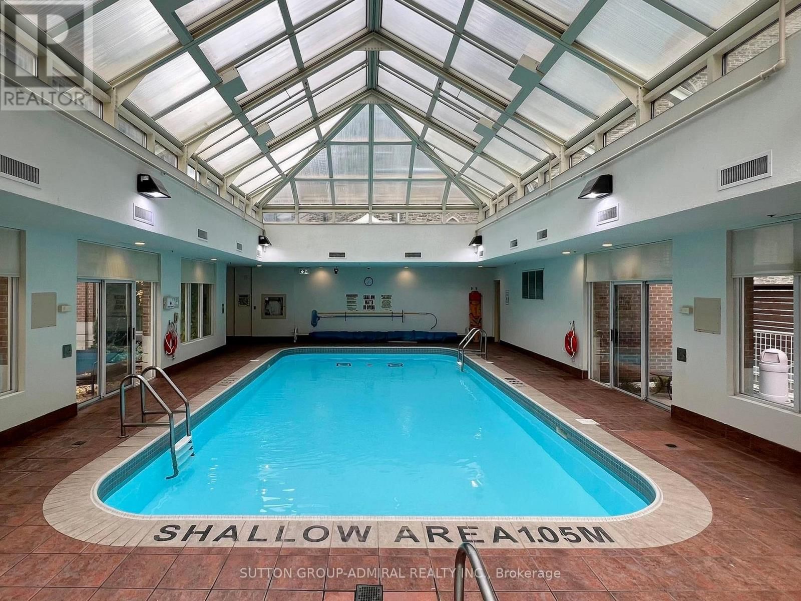 812 - 100 HAYDEN STREET Image 35