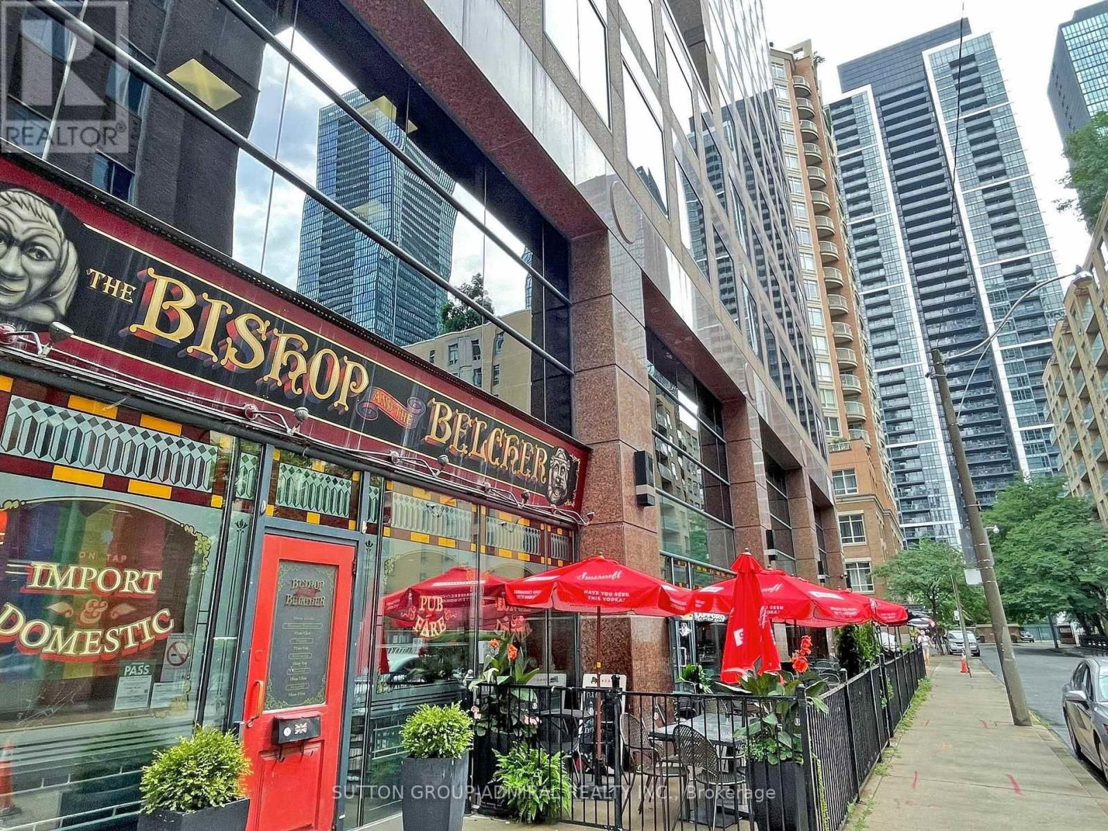 812 - 100 HAYDEN STREET Image 44