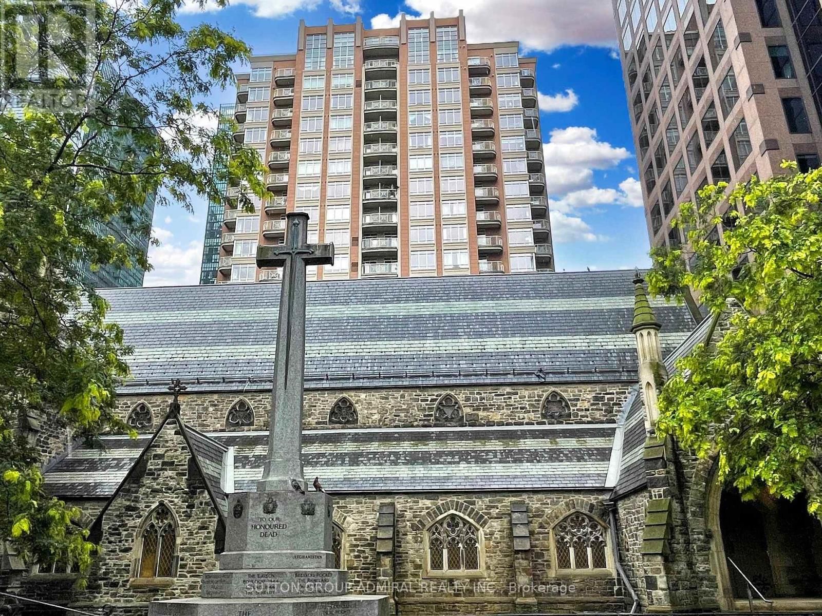 812 - 100 HAYDEN STREET Image 45