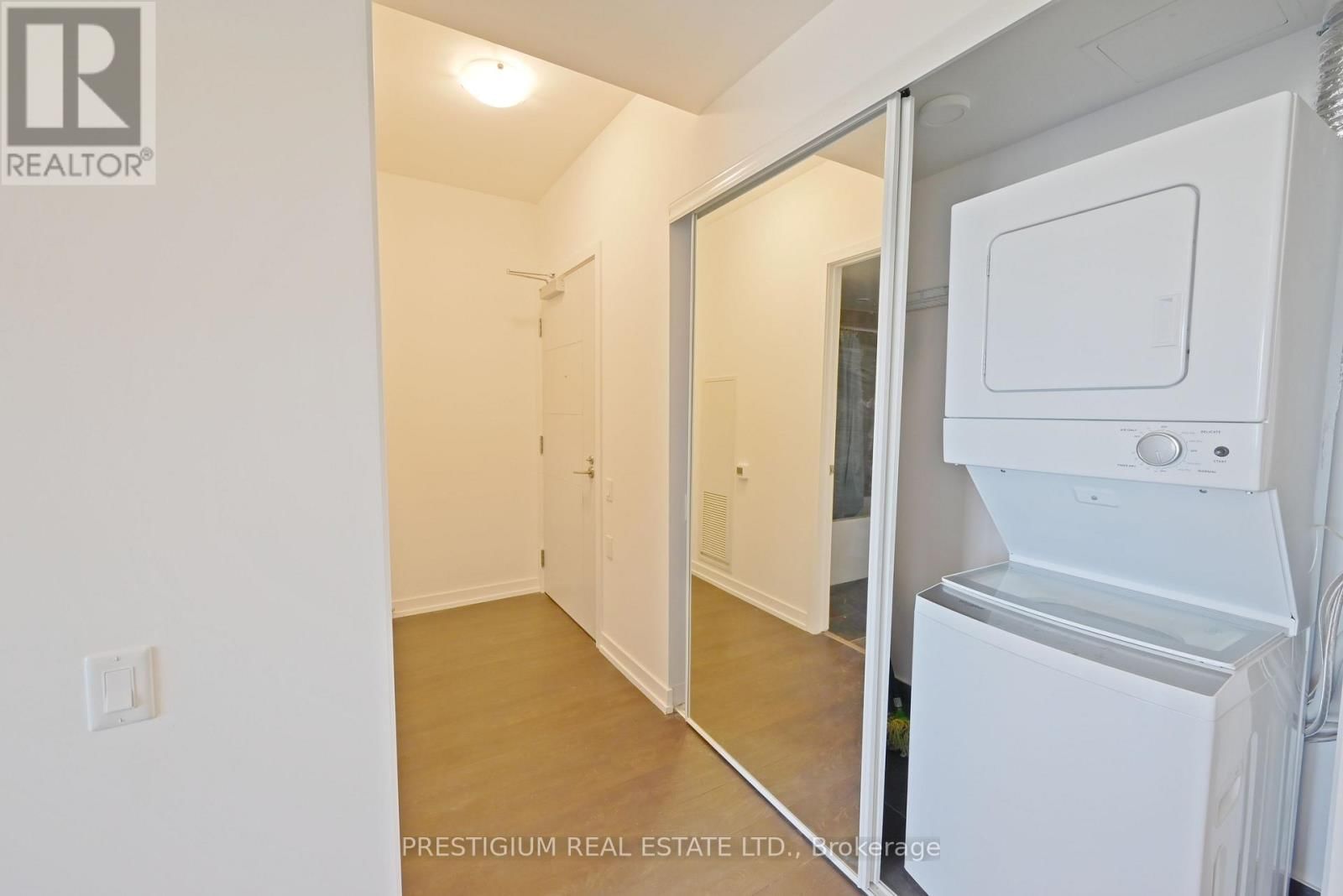 2401 - 203 COLLEGE STREET Image 8