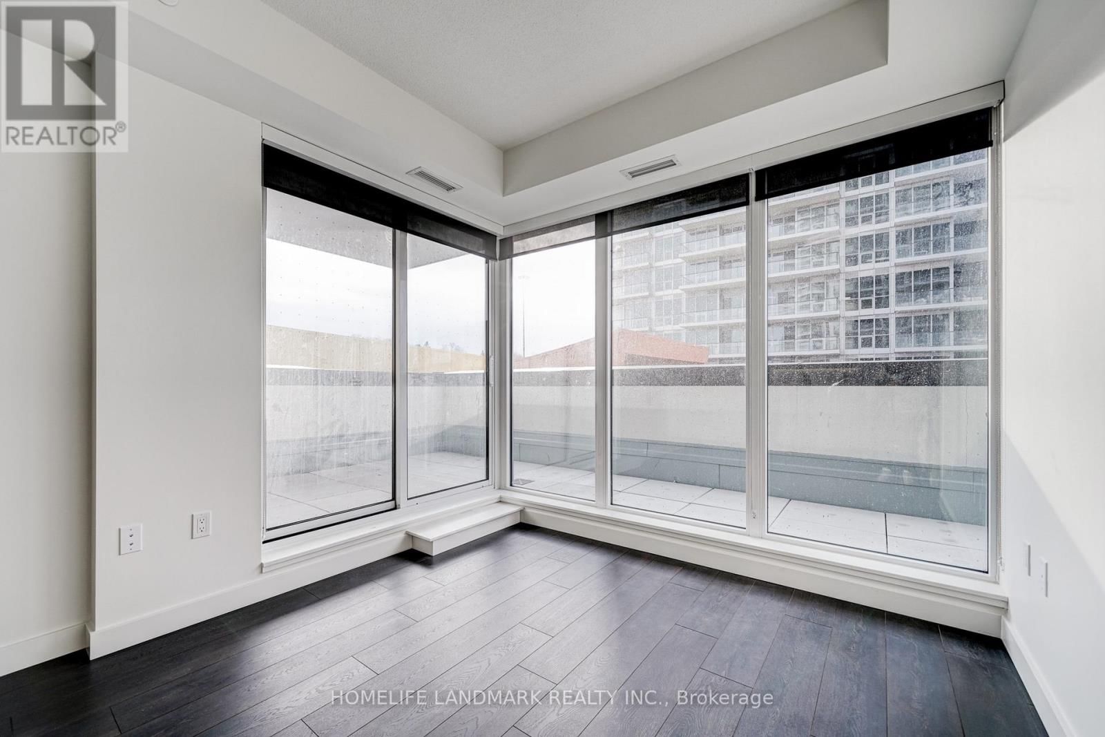 303 - 95 MCMAHON DRIVE Image 23