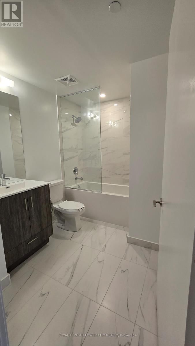 1915 - 180 FRONT STREET EAST Image 11