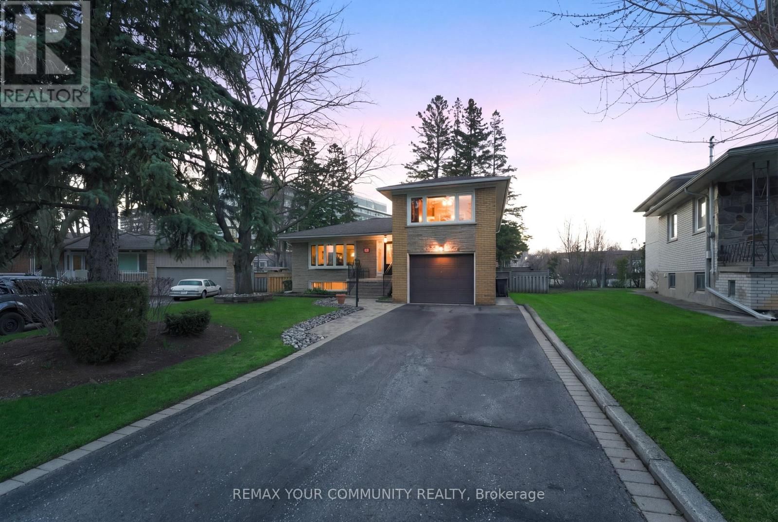 22 MARATHON CRESCENT Image 2