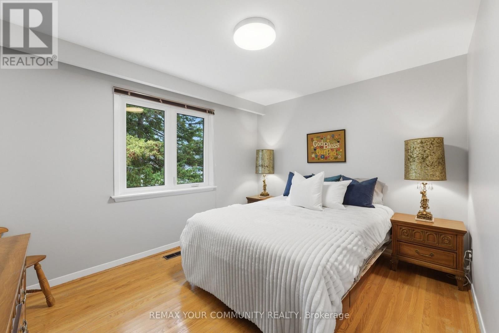 22 MARATHON CRESCENT Image 25