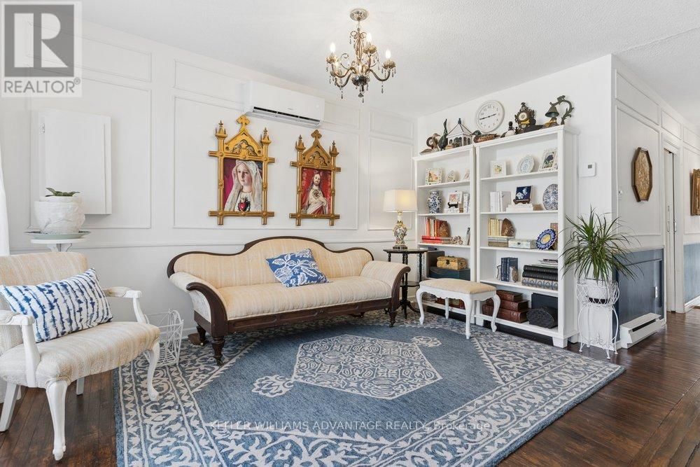 186 CEDRIC AVENUE Image 2