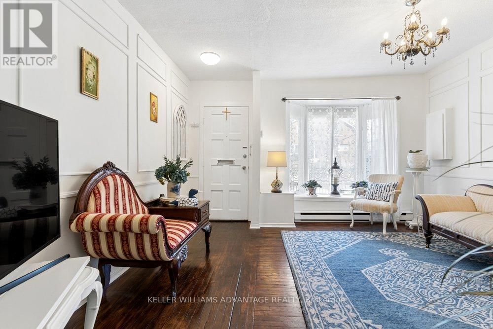 186 CEDRIC AVENUE Image 4