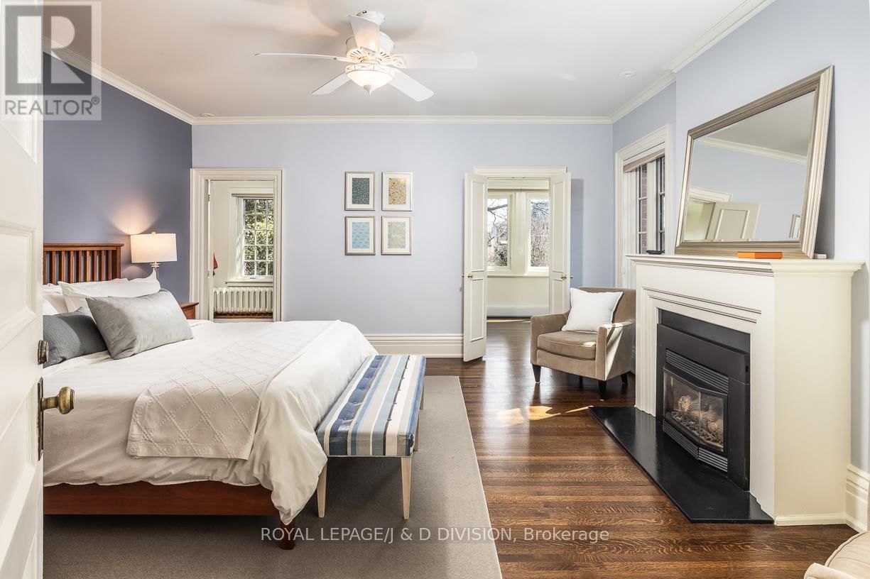 17 PARKWOOD AVENUE Image 27