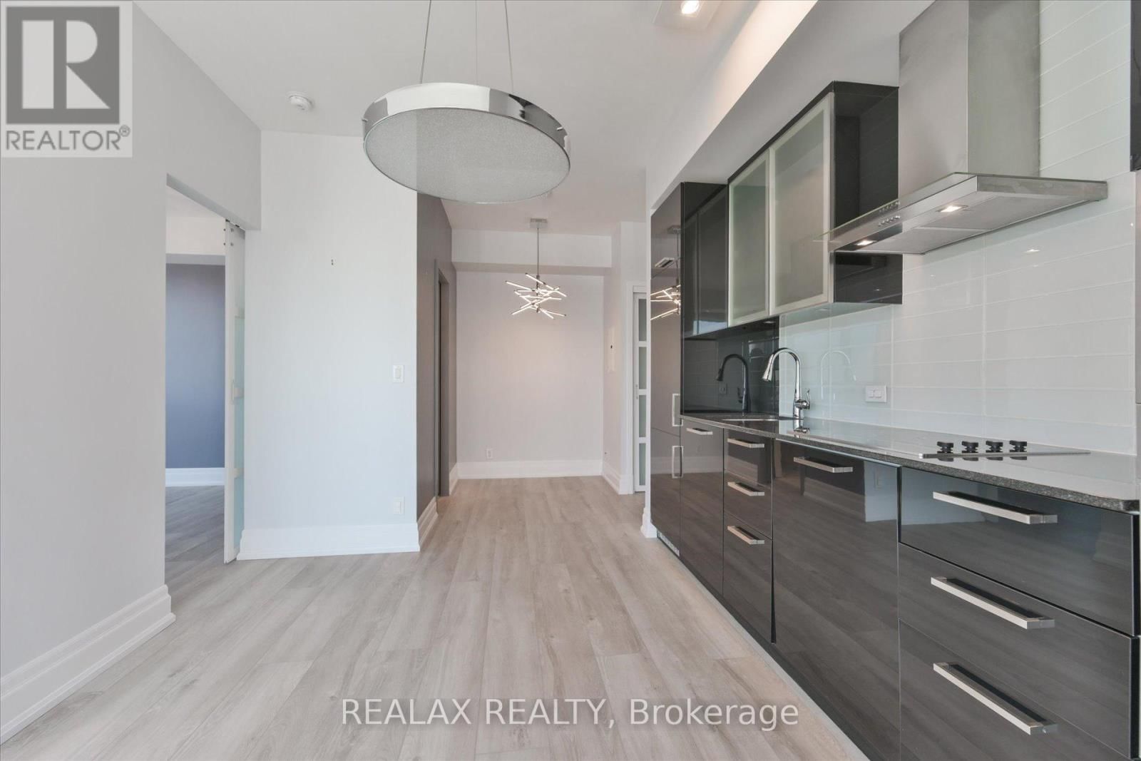 4007 - 12 YORK STREET Image 10