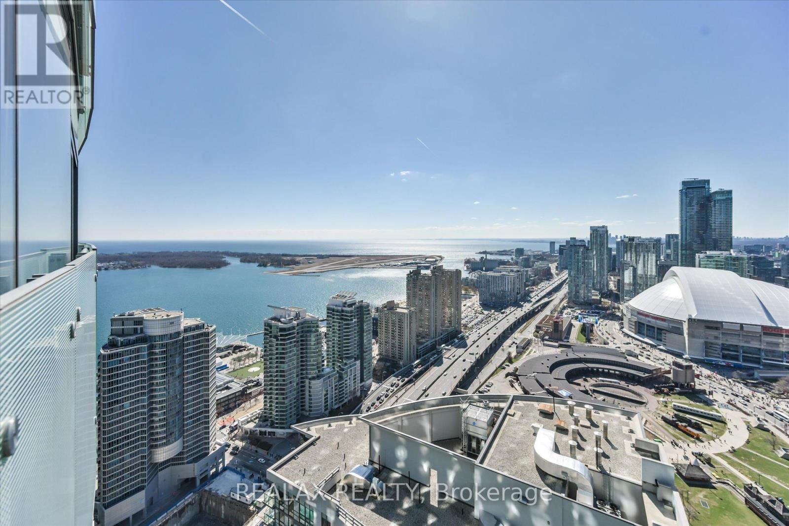 4007 - 12 YORK STREET Image 26