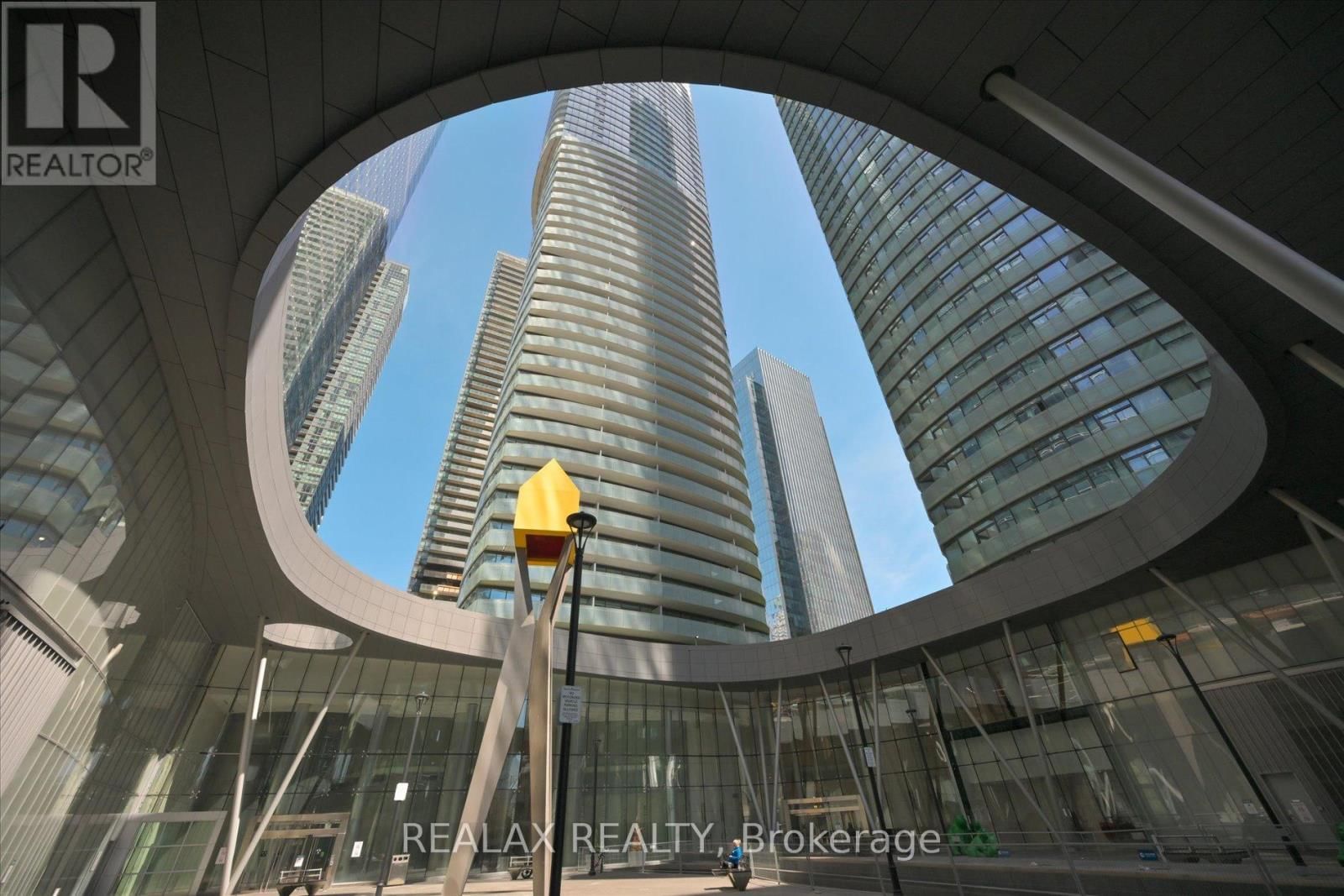 4007 - 12 YORK STREET Image 29