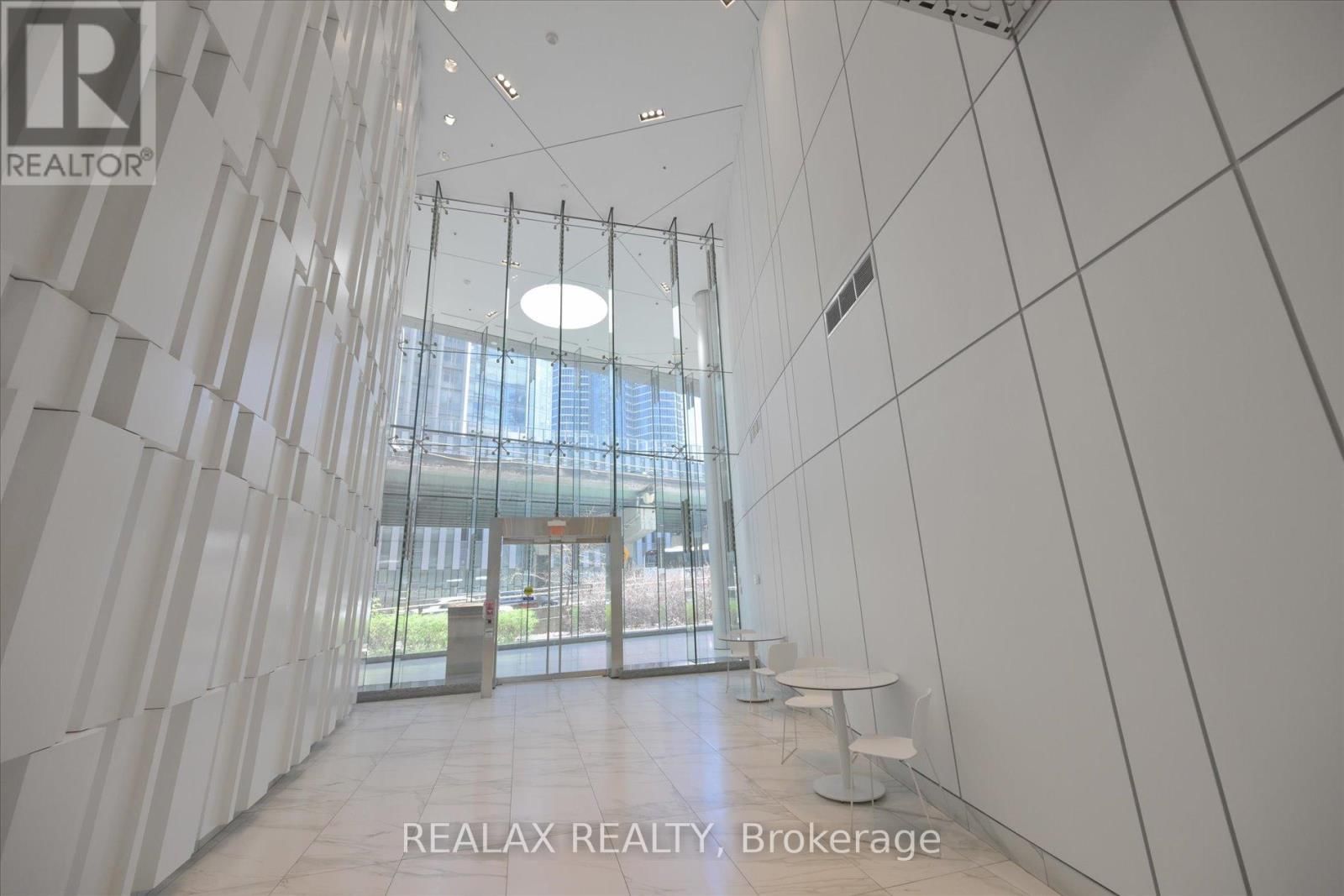 4007 - 12 YORK STREET Image 31