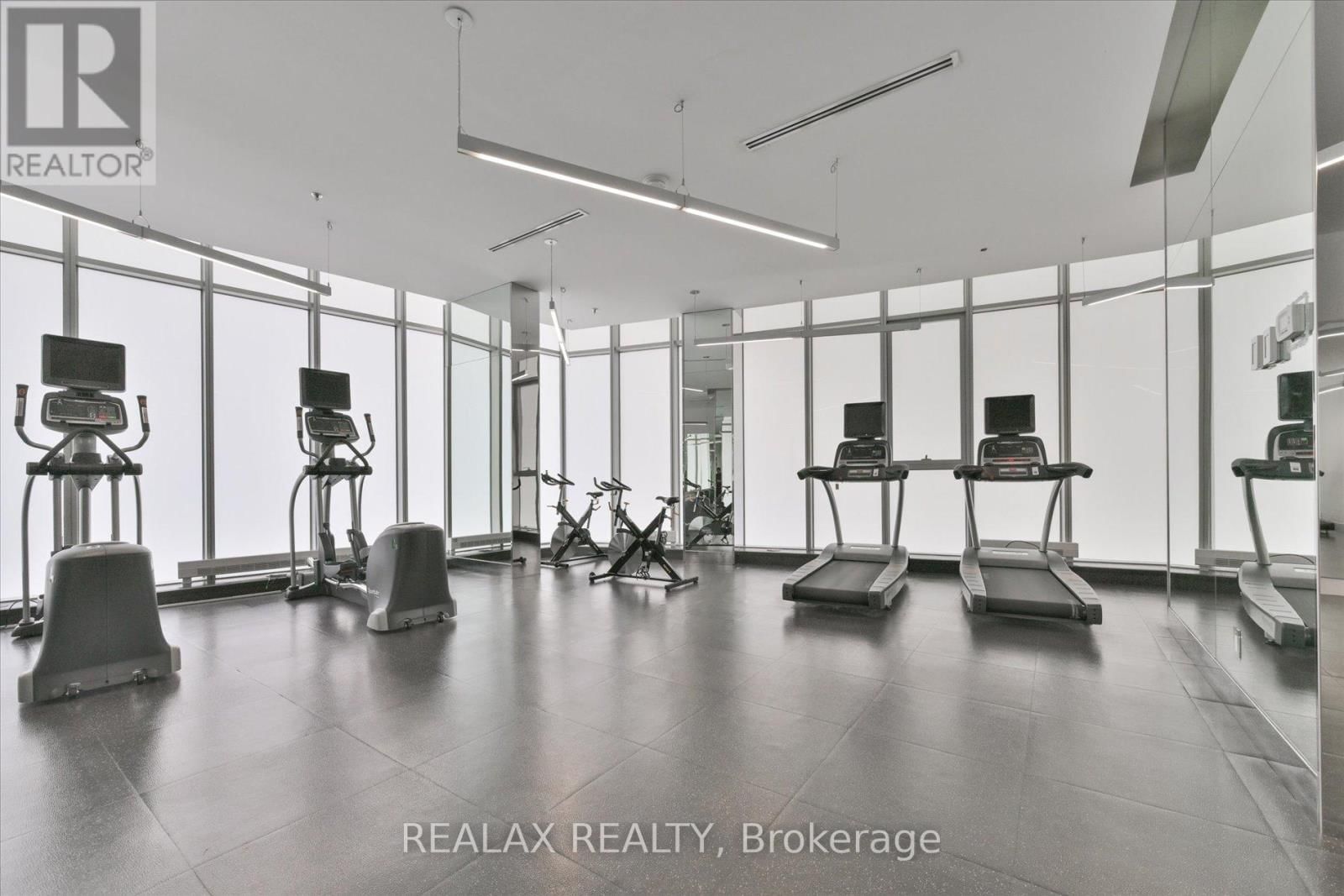 4007 - 12 YORK STREET Image 33