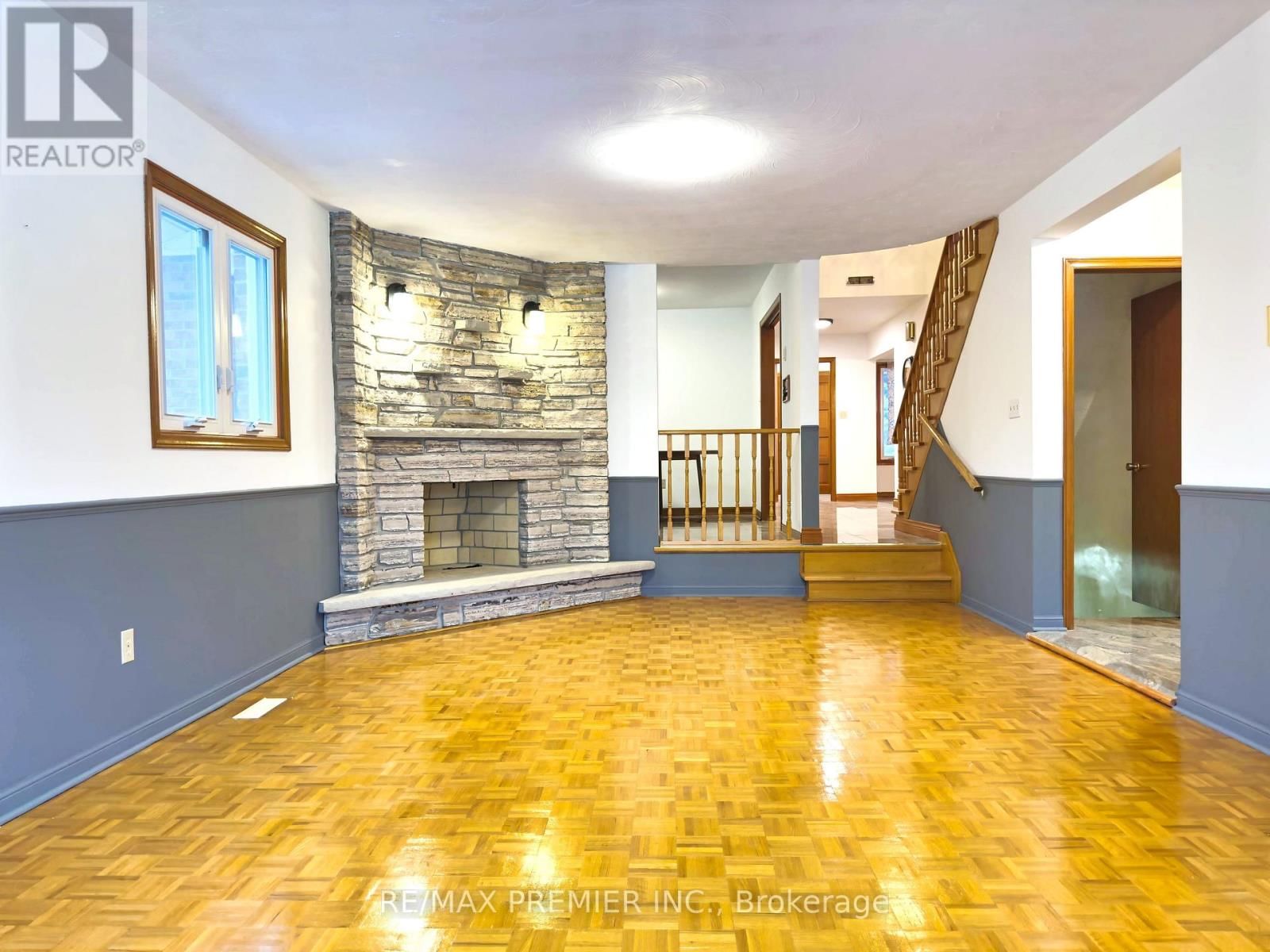 Main - 56 FAIRCHILD AVENUE Image 17