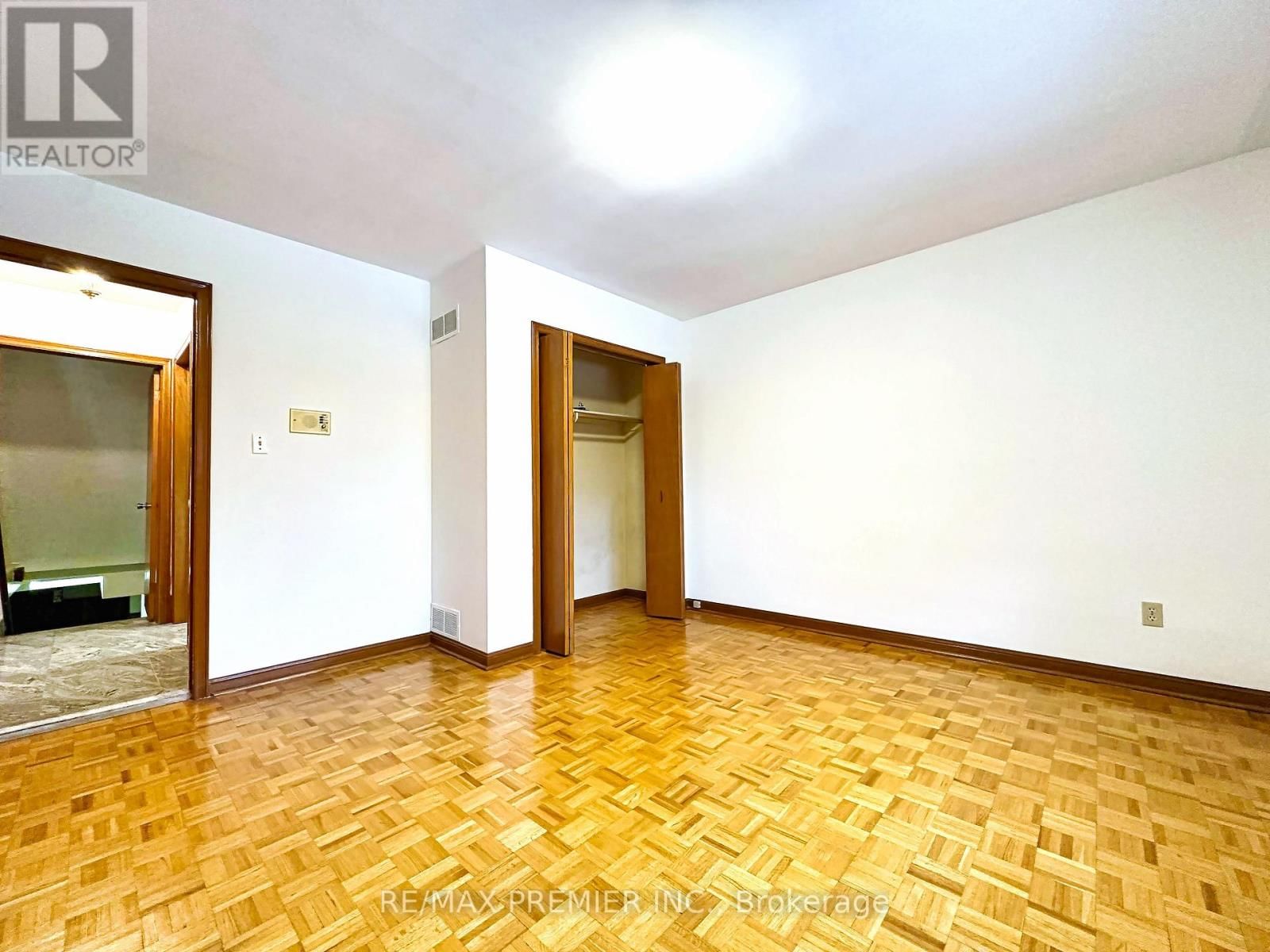 Main - 56 FAIRCHILD AVENUE Image 23