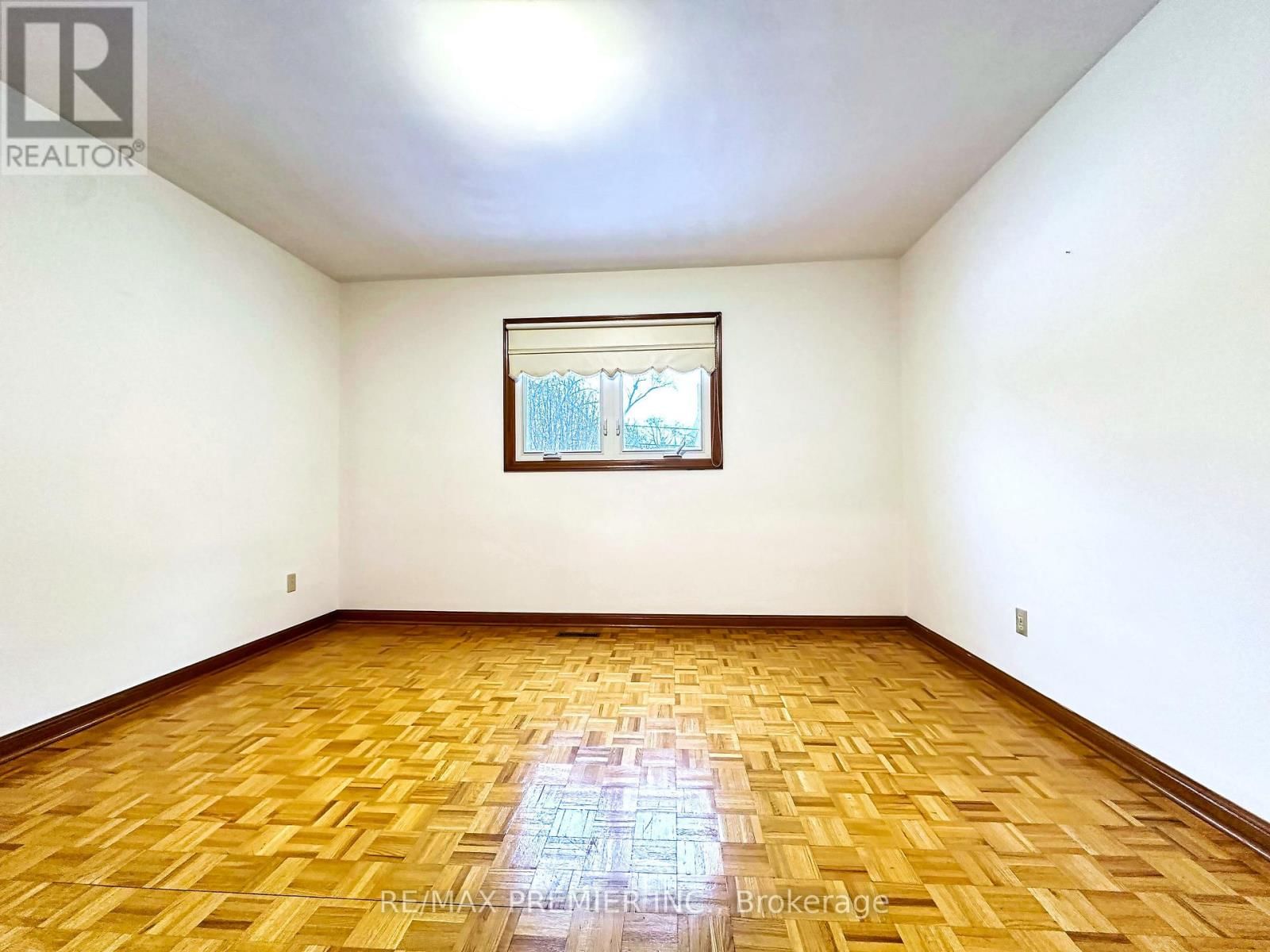 Main - 56 FAIRCHILD AVENUE Image 25