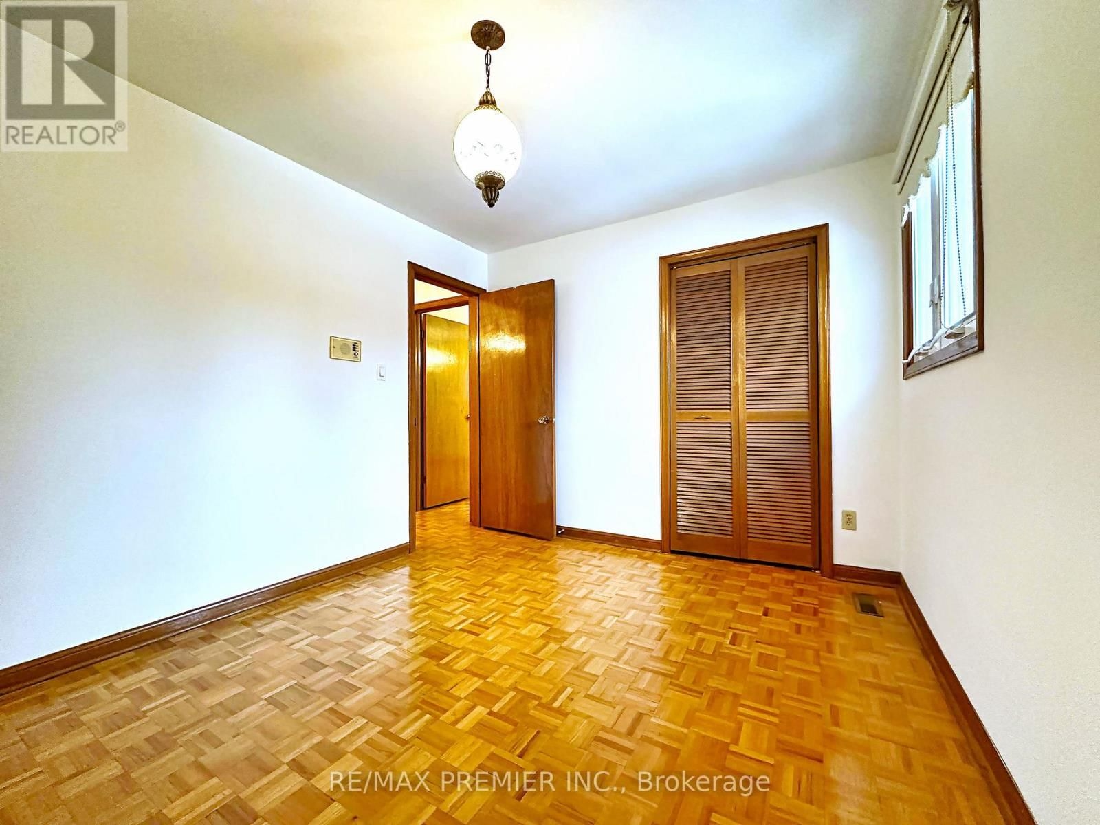 Main - 56 FAIRCHILD AVENUE Image 38