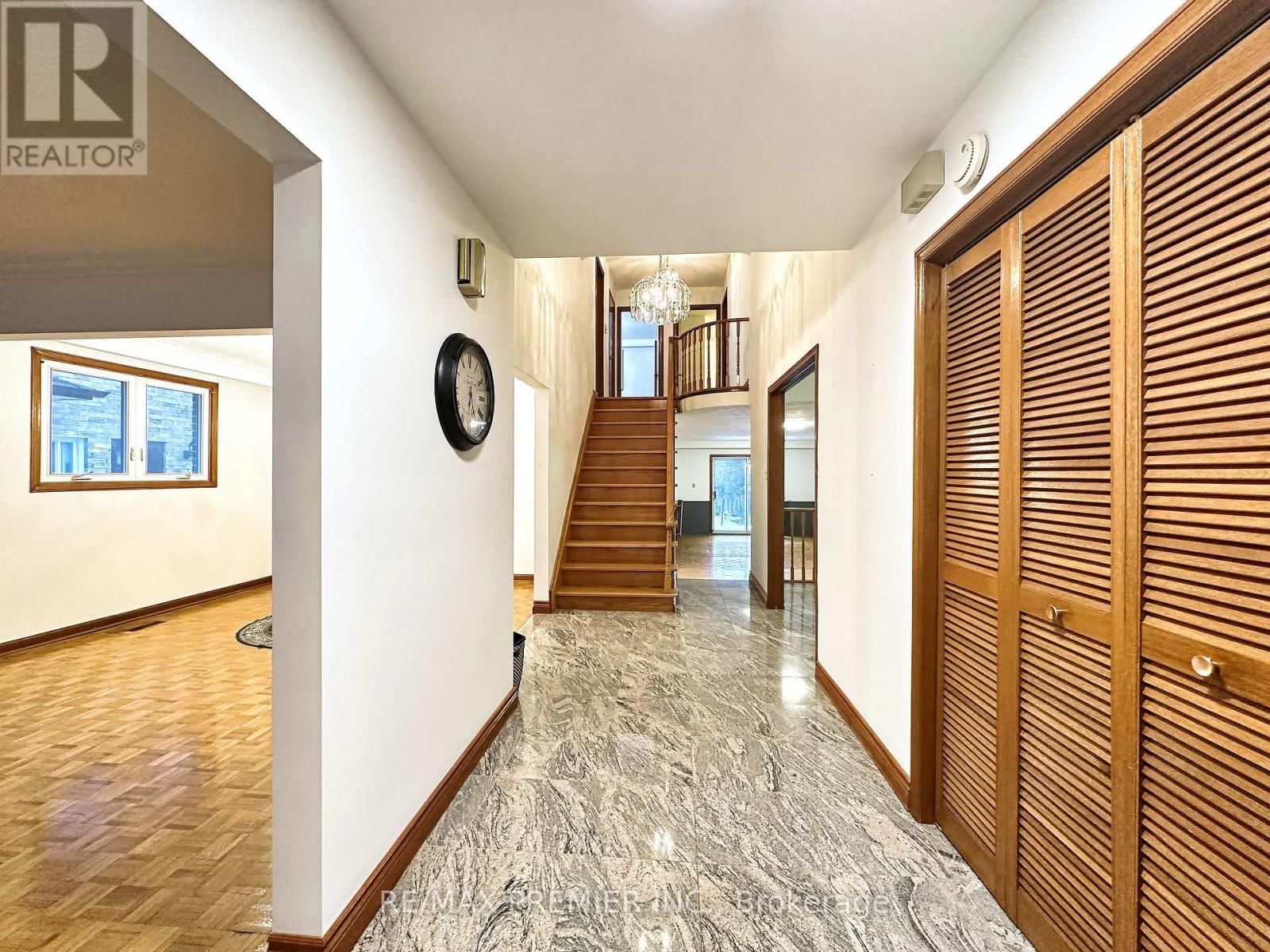 Main - 56 FAIRCHILD AVENUE Image 4