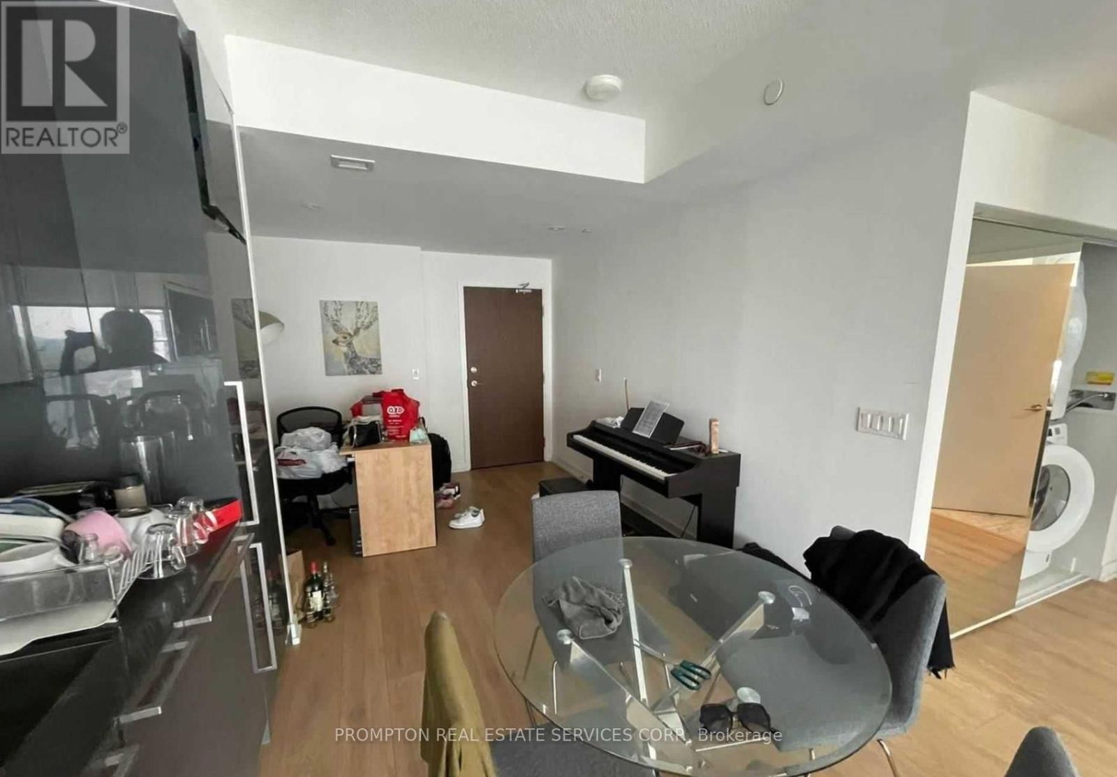 3001 - 115 MCMAHON DRIVE Image 3