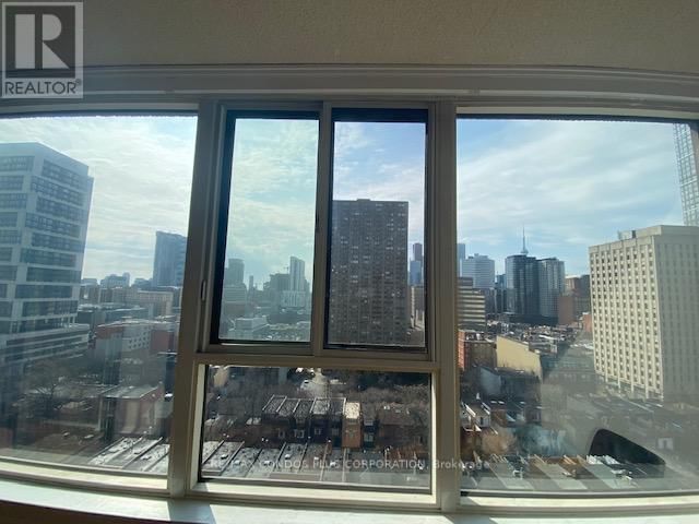 1503 - 45 CARLTON STREET Image 13