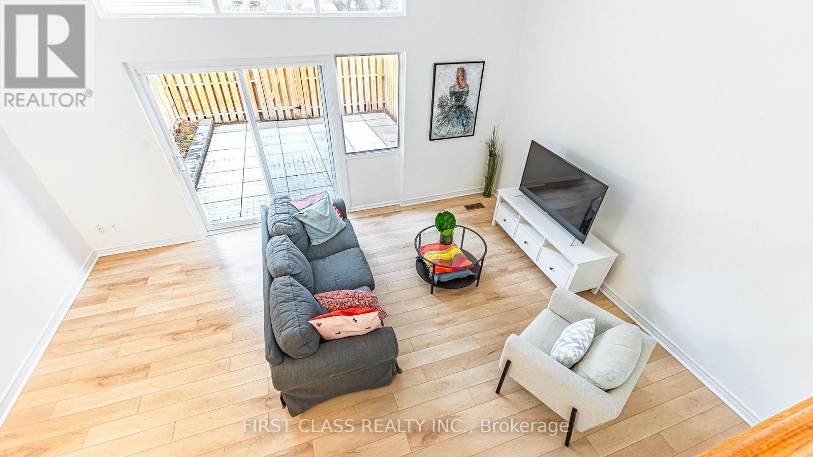 102 JENNY WRENWAY WAY Image 10