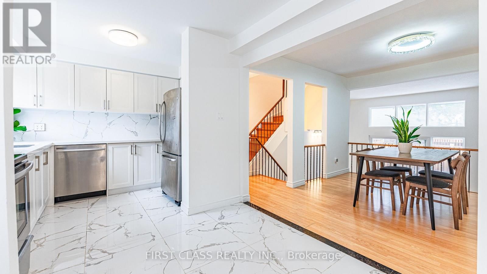 102 JENNY WRENWAY WAY Image 7