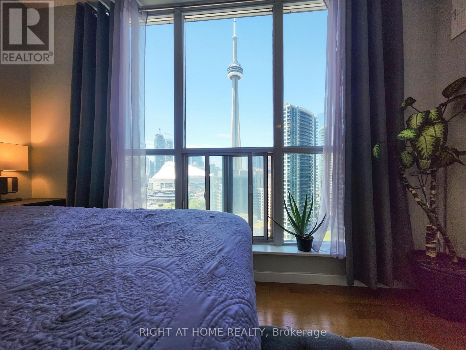 1912 - 8 YORK STREET Image 15