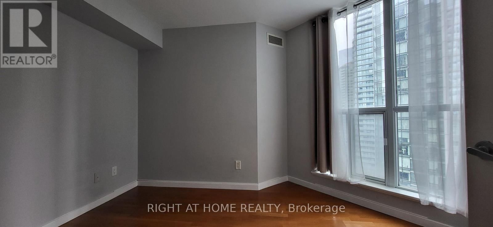 1912 - 8 YORK STREET Image 32