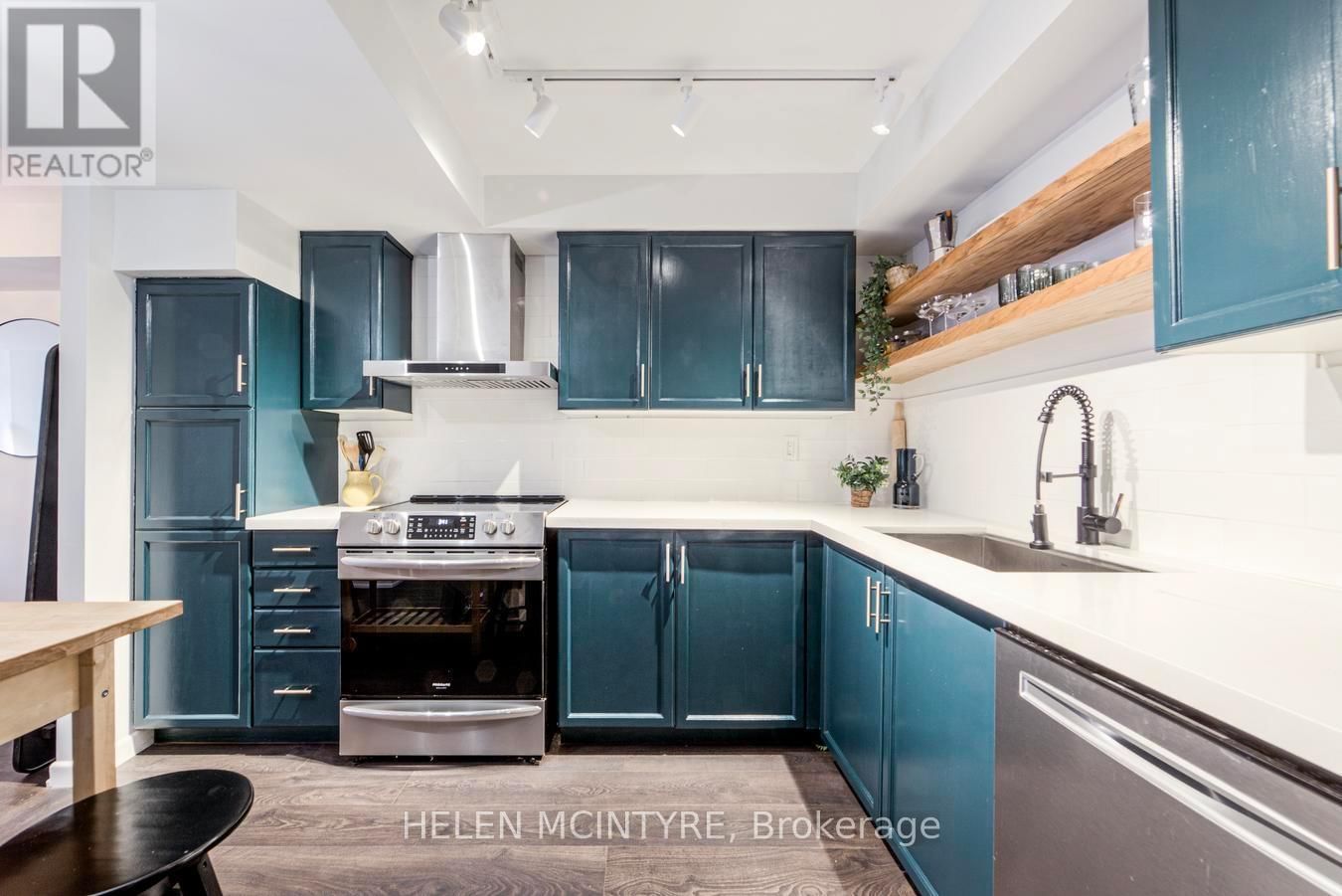 222 - 955 MILLWOOD ROAD Image 15