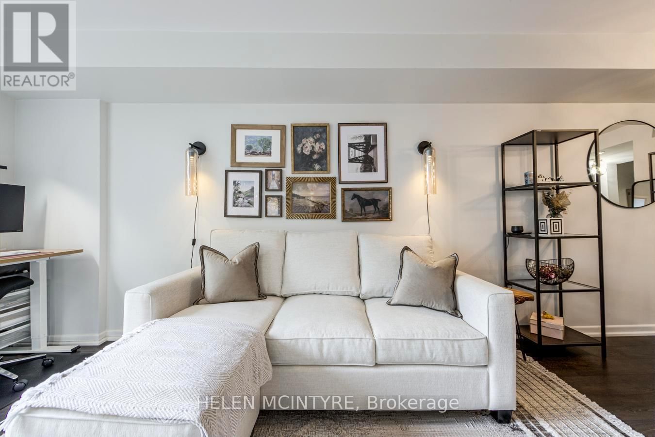 222 - 955 MILLWOOD ROAD Image 25