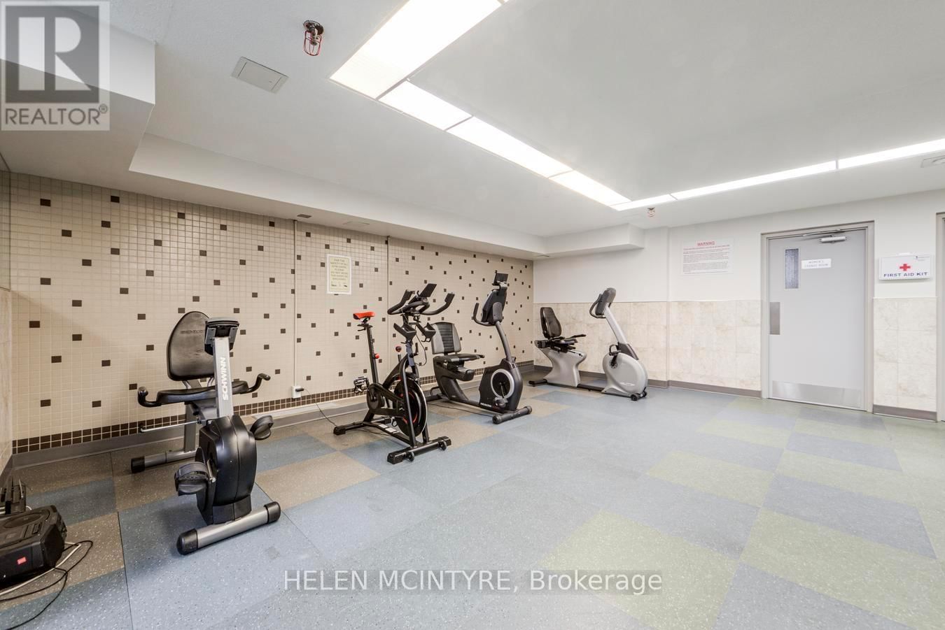 222 - 955 MILLWOOD ROAD Image 32