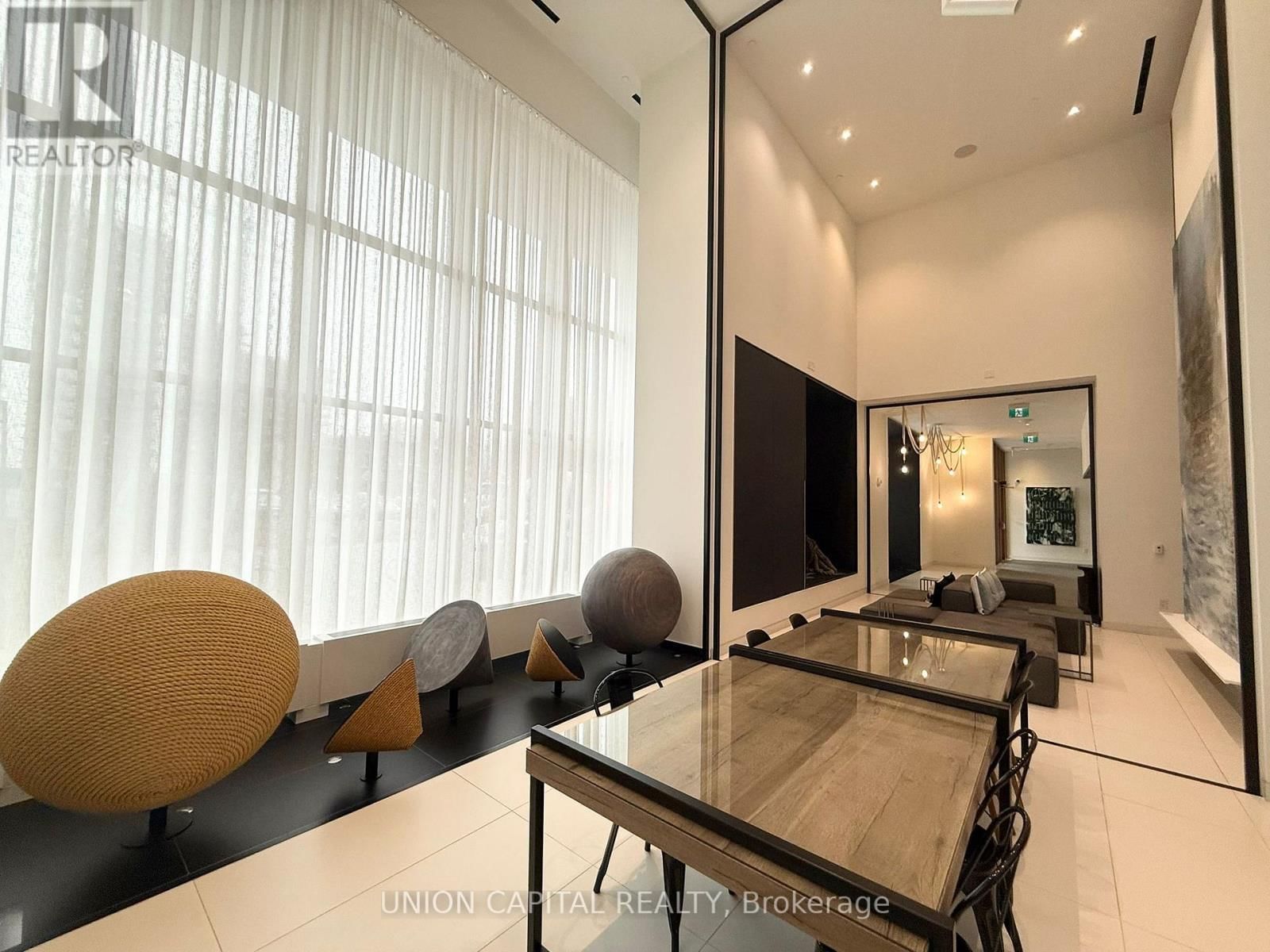 2506 - 20 RICHARDSON STREET Image 3