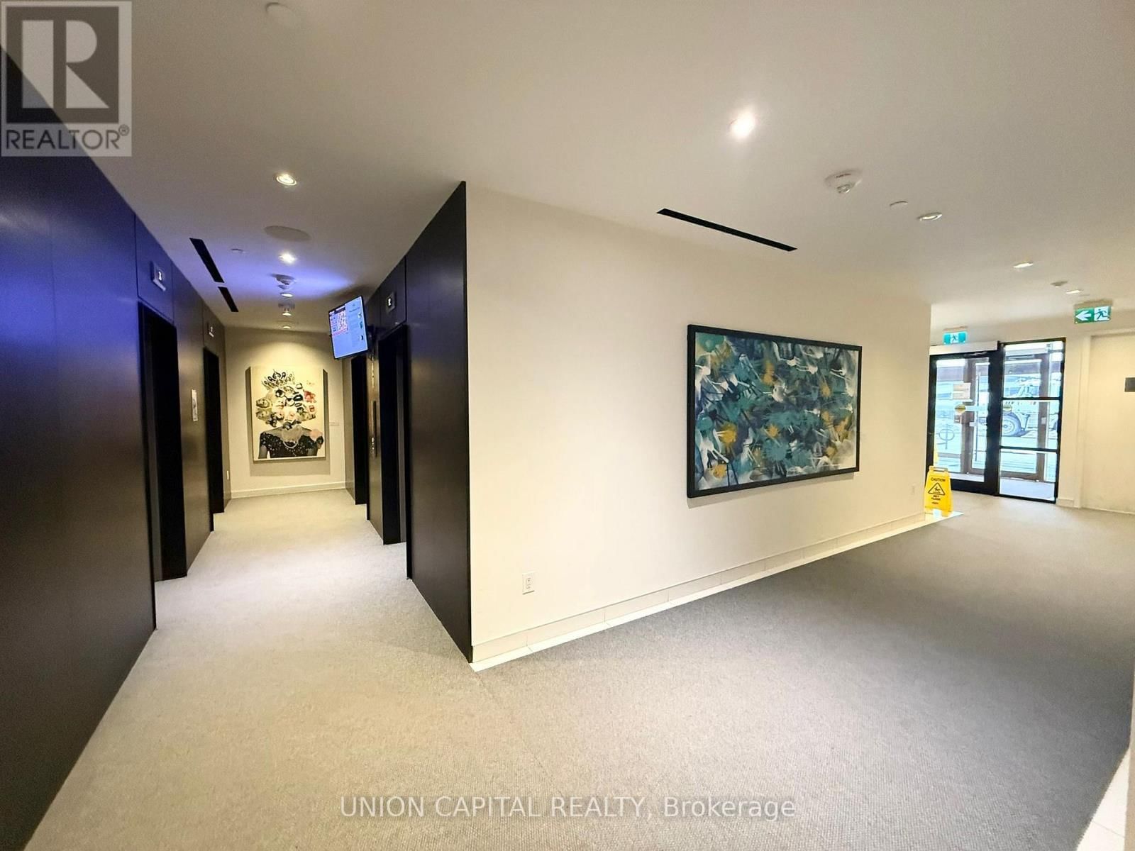 2506 - 20 RICHARDSON STREET Image 5