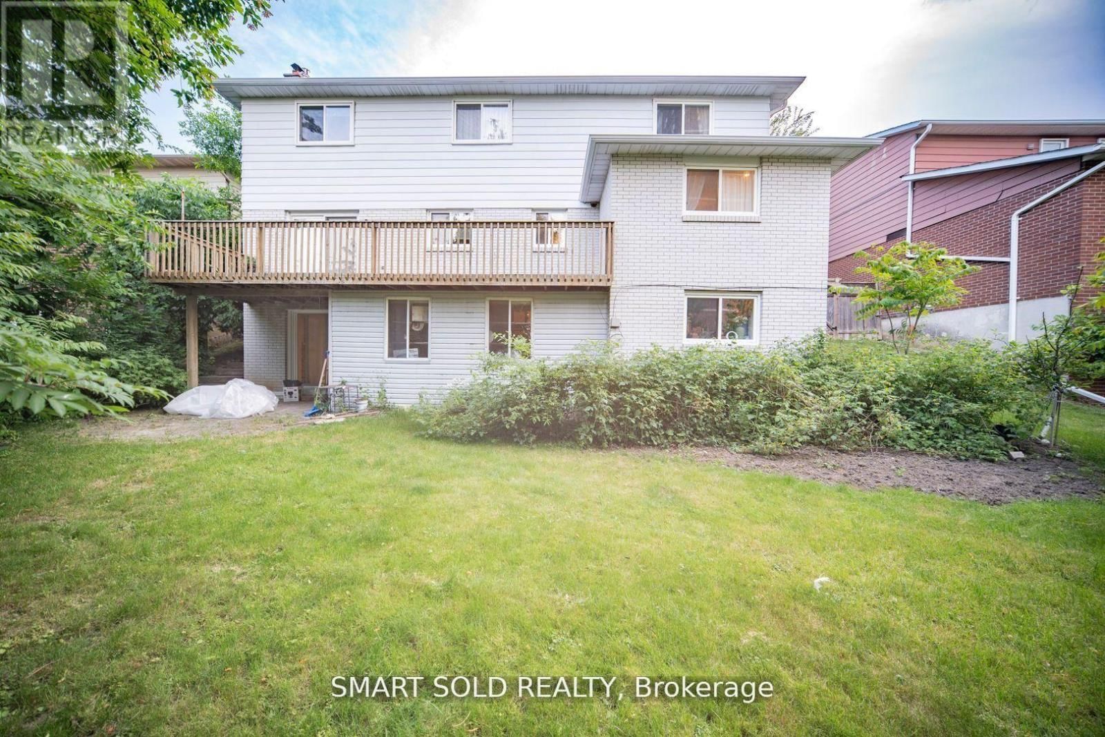 120 ABBEYWOOD TRAIL Image 24