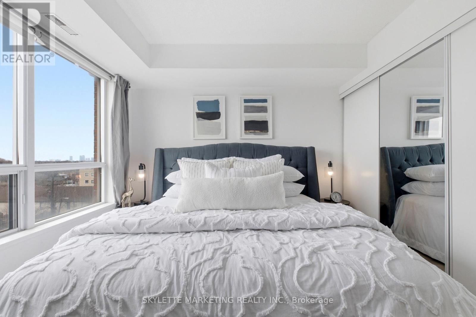 701 - 801 SHEPPARD AVENUE WEST Image 20