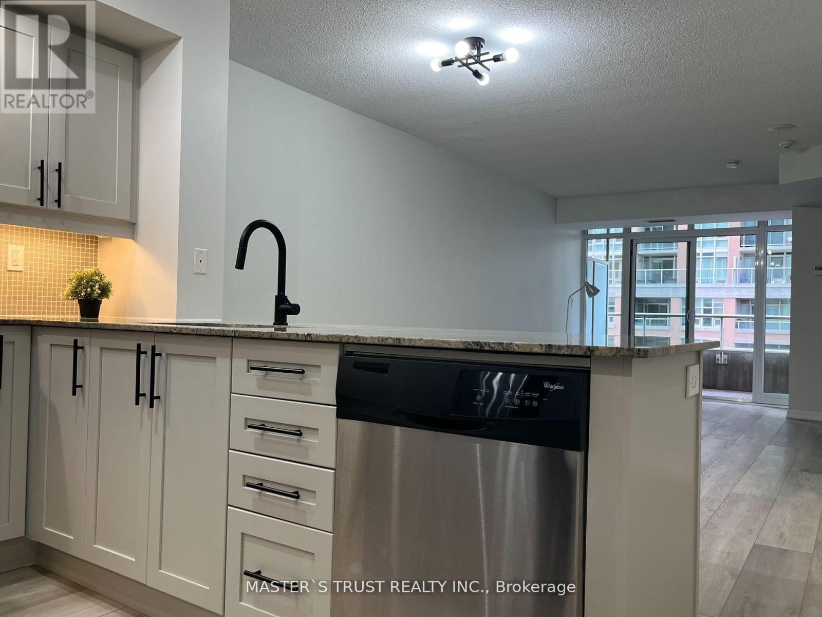 1008 - 65 EAST LIBERTY STREET Image 8