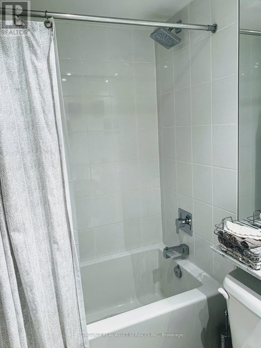 2408 - 75 EAST LIBERTY STREET Image 14