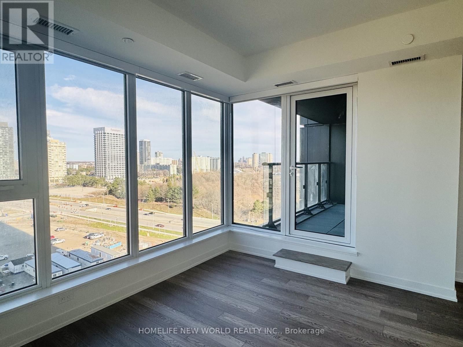 1005 - 5 QUARRINGTON LANE Image 3