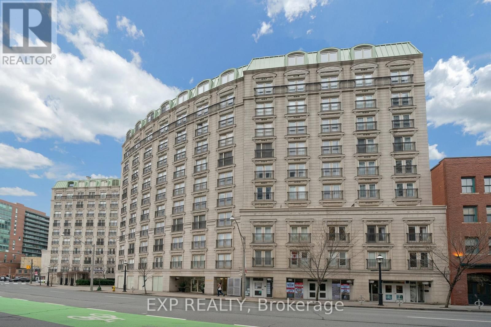 1007 - 115 RICHMOND STREET EAST Image 1