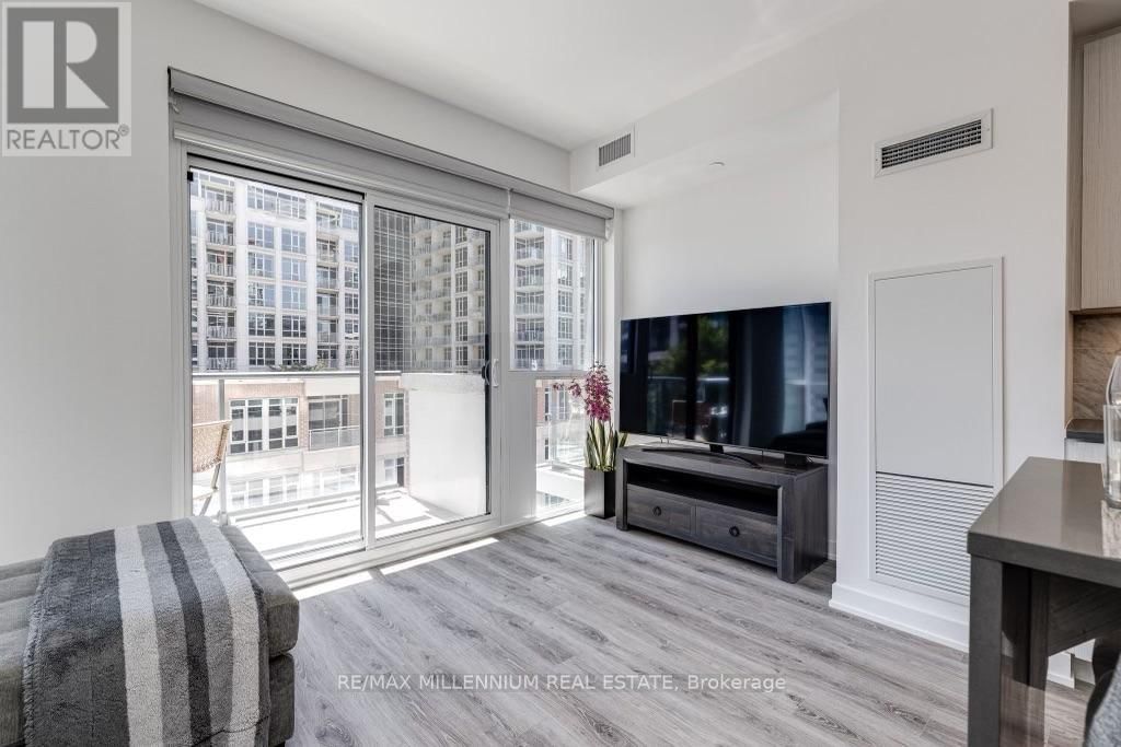 512 - 38 IANNUZZI STREET Image 11